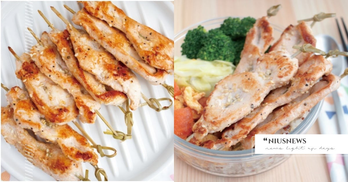 雞胸肉變軟嫩的秘訣是優格！嫩煎優格雞胸肉串食譜來啦，快幫便當加菜吧！ 食譜、便當料理、瘦身料理、瘦身、減肥、愛妻便當、優格、雞胸肉、讀讀書