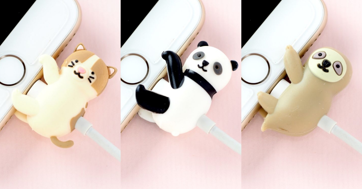 動物抱抱「充電線保護套」療癒上市！欸欸有隻樹懶掛在我的手機上不走啦！ 剁手指小姐、買文具、充電線保護套、動物、可愛、療癒、貓咪、貓熊、樹懶、手機周邊