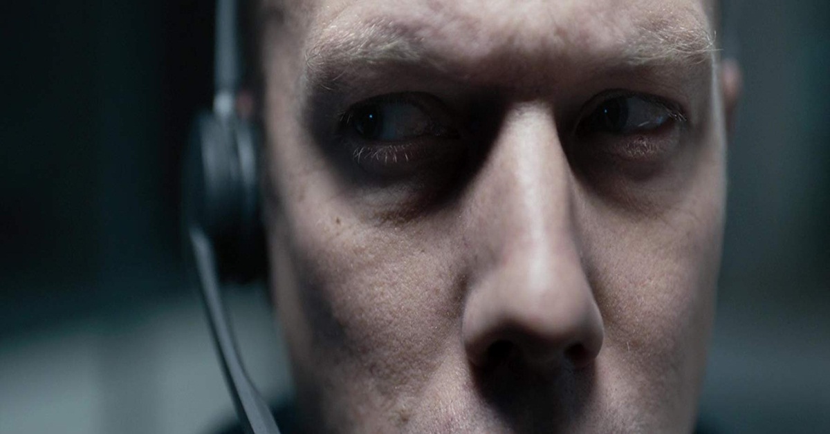 鈴聲直直響！《厄夜追緝令》要你張大耳朵一起破案 綁架、 警察、 報案電話、 真實故事、 單一場景