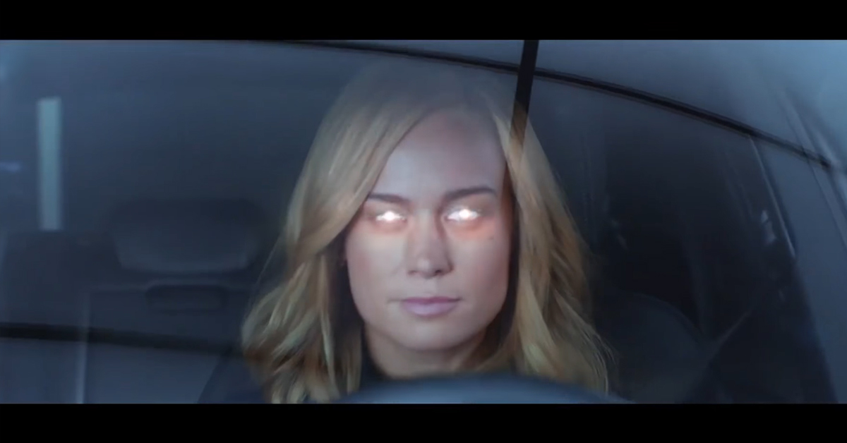 面對新世代科技，驚奇隊長也要惡補！不插電就可以發動車帥氣破表 復仇者聯盟、漫威、驚奇隊長、Avengers、CaptainMarvel