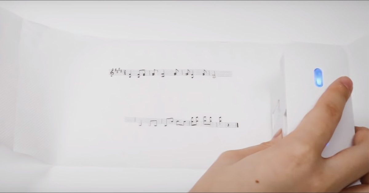 隨時隨地都能印，根本黑科技！日本掌上型印表機搭配超洗腦音樂出動 印表機、日本、掌上型印表機