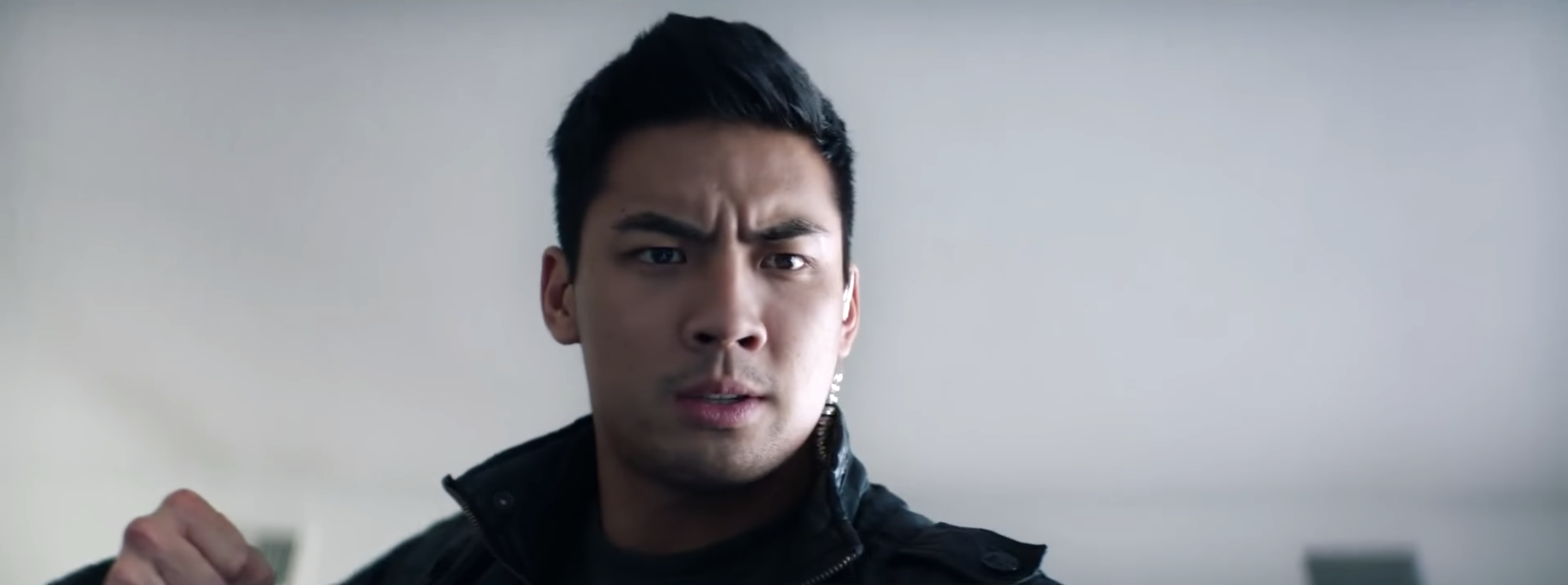 哇！電影級別的武打戲，但結局急轉彎讓人大傻眼 武打、飯店、床