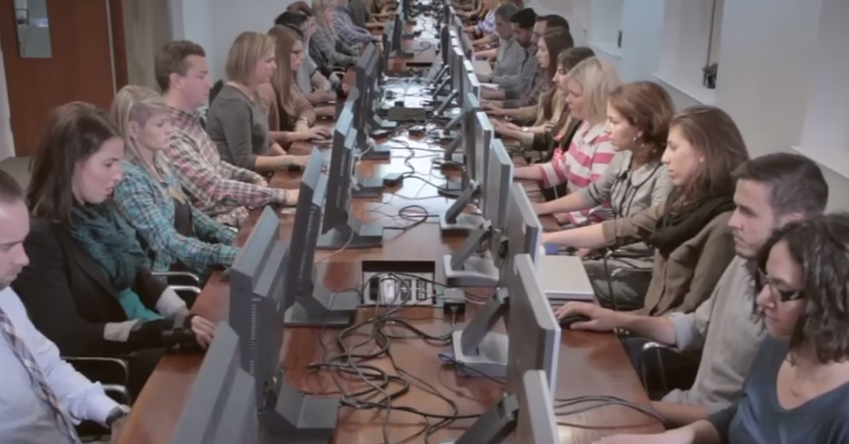 從小孩到老人都在幫你點擊影片！未來將不再需要觀看者！ 有趣、美國、買爆、報紅影片