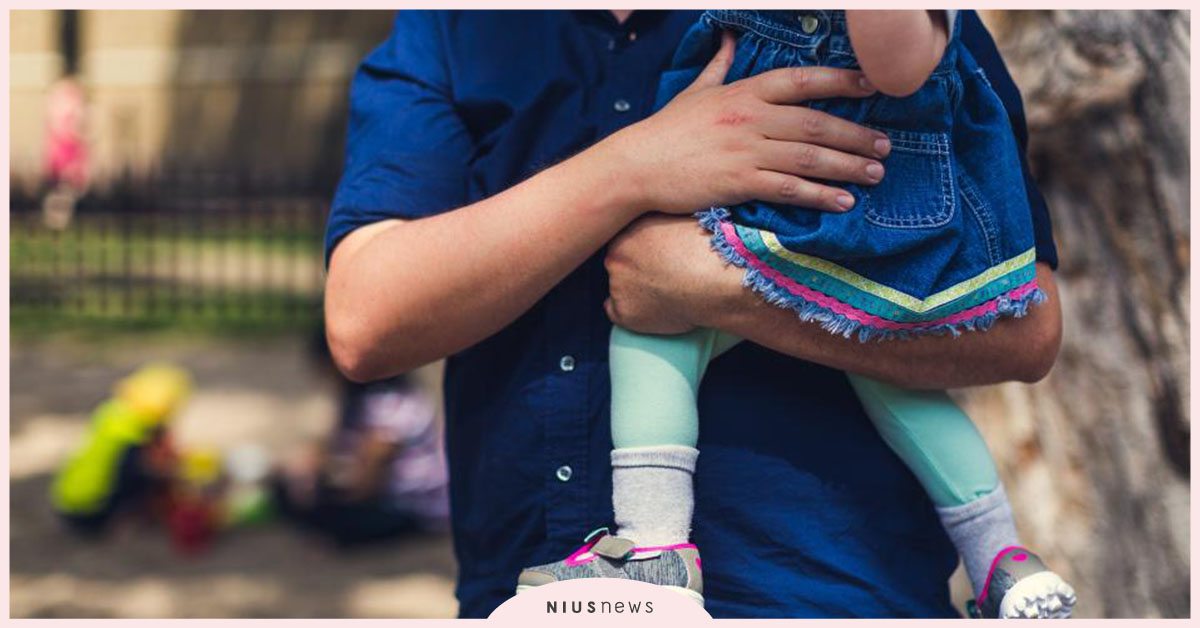 「媽媽手」痛到不能做任何事？一個伸展動作就能慢慢改善 親子妞、媽媽手、媽媽、家事、手腕