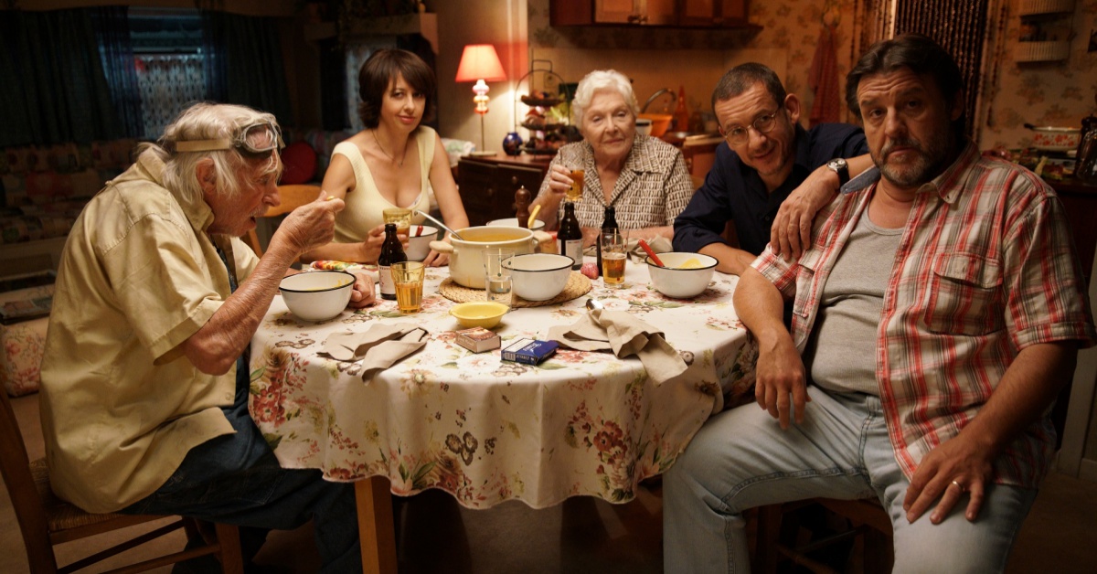 丹尼伯恩扮失憶哥《三小一家人》笑賺14億票房 三小一家人、丹尼伯恩、蘿倫絲安妮、琳恩荷儂 