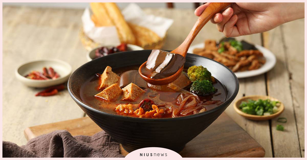 老媽拌麵暖冬新貨報到！ 超入味麻辣鴨血寬粉，吃得到真正的「純鴨血」 老媽拌麵、麻辣鴨血寬粉