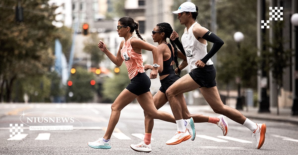 HOKA Marathon Capsule 全新配色征戰三鐵賽道 四款超人氣跑鞋引爆競速能量 熔岩紅x霜白色奪目登場 HOKA Marathon Capsule、HOKA、跑鞋