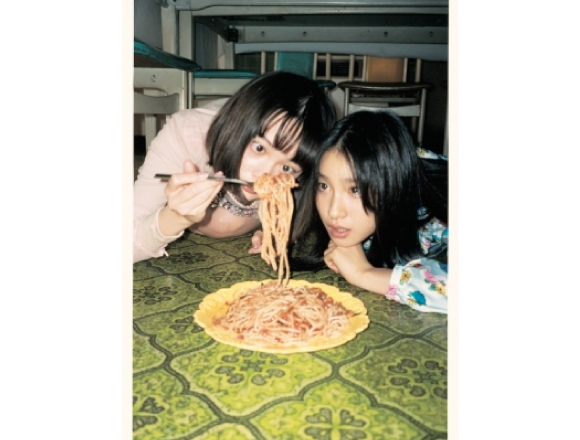 日雜ViVi與電影『P和JK』特別合作！ 日本、雜誌、ViVi、土屋太鳳、玉城蒂娜